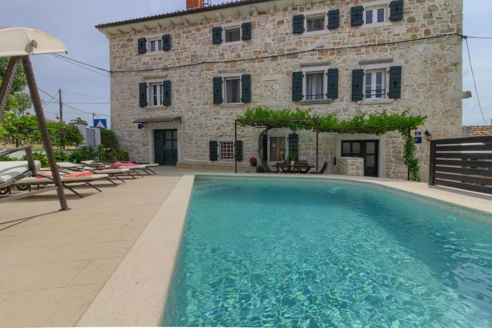 Ferienhaus Mit Privatpool Fuer 8 Personen Ca 123 Qm In Dracevac, Istrien Istrische Riviera Poreč