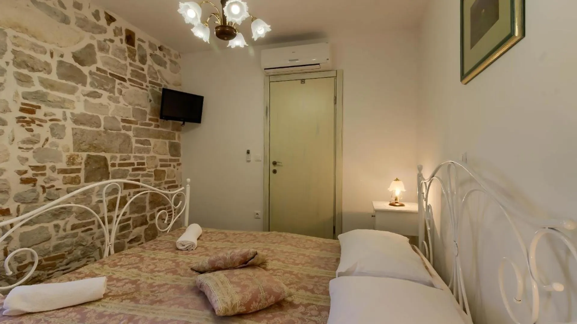 Ferienhaus Mit Privatpool Fuer 8 Personen Ca 123 Qm In Dracevac, Istrien Istrische Riviera Poreč